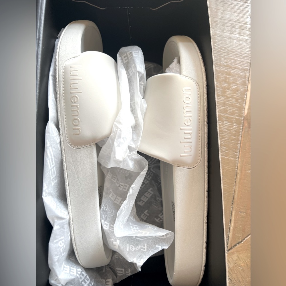 Lululemon Restfeel Slides Size 9